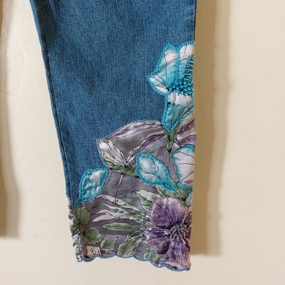 Soft Surroundings Silky Floral Beaded Blue Purple Soft Denim Cropped Jeans Pants - Picture 3 of 16